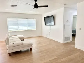 Cozy Doll House at Yacht Club CC - Image 5