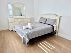 Cozy Doll House at Yacht Club CC - Image 2