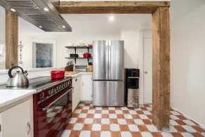 Apollo's Praise Farmhouse - Vineyard Retreat - Image 5