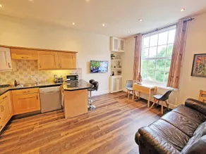 Canal Side 2 Bedroom Apartment - Image 3