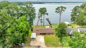 On Toledo Time! Lakefront 3 bedroom home - Image 5