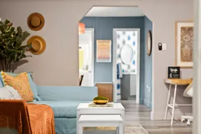 The Blue Bungalow - Peaceful, Porch, Hot Tub, Downtown - Image 2