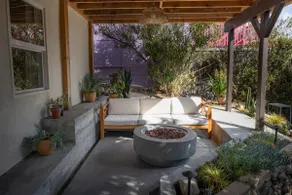 Highland Park Bungalow - Image 2