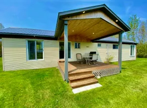 Cute waterfront cottage - Image 3