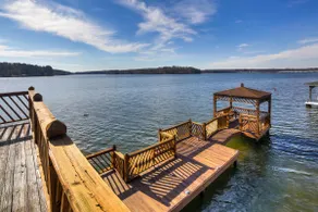 Tiki House, perfect large family getaway! - Image 4