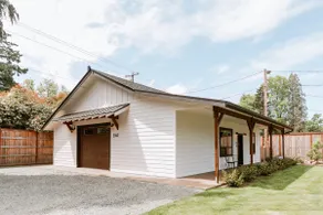 Brand New Barndo - Steps from the Rogue River - Image 5
