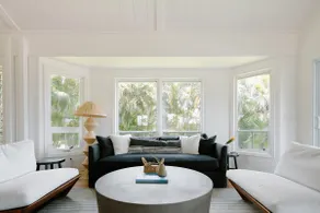 Stylishly renovated home. Peaceful, views and AC. - Image 4