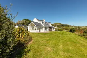 New! Cois Trá! Stunning Views! - Image 2
