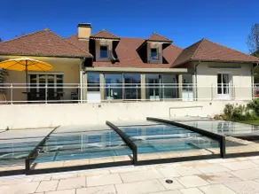 Beautiful villa with private pool. - Image 2