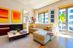 Sunny Flat Lisbon Oeiras - Image 2