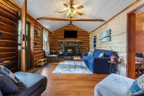 Lakefront log cabin*Hot tub & Sauna*Kayaks*Trails - Image 4