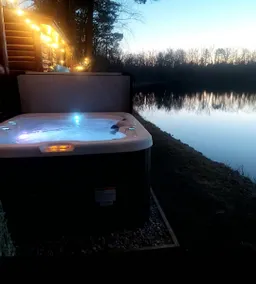 Lakefront log cabin*Hot tub & Sauna*Kayaks*Trails - Image 3