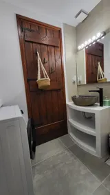 Traditional studio* Pure Crete* Ideal for couple - Image 5