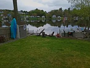 Lakefront: Kayak, firepit & boat rental option - Image 4