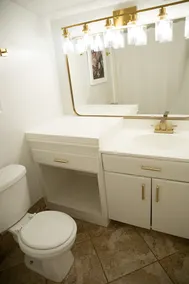 Meadow Creek Apartment - Image 5