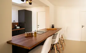 Maas Suites - The River House with private sauna - Image 5
