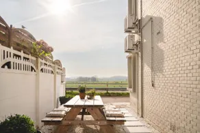 Maas Suites - The River House with private sauna - Image 3