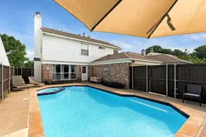 Pool & Spa close to ATT Stadium - Image 2