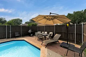 Pool & Spa close to ATT Stadium - Image 4