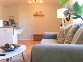 Shelly's Airbnb - Image 2