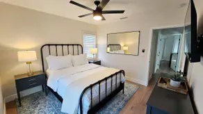 Modern Cozy Getaway - Image 2