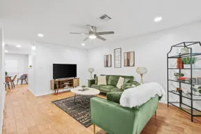 The Wildflower Townhome - Image 2