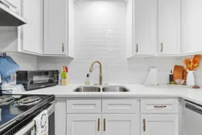 The Wildflower Townhome - Image 5