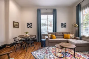 Quiet downtown retreat, walk to everything 2BR/2BA - Image 5