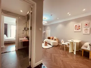 Modern, cozy beachfront APT with fresh decor - Image 3