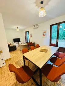 Spacious house 15 min from Futuroscope & Arena. - Image 4