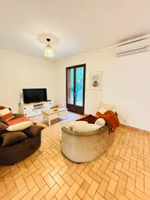 Spacious house 15 min from Futuroscope & Arena. - Image 2