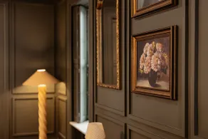 Vintage Vogue • 2 Bed - Brown Uni • RISD - Image 3