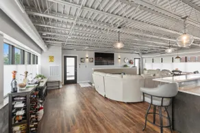 The Cheddar House Condo - Image 4