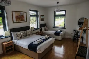 Lake House & Private Pub Kerry - Large Groups up to 26 People - Image 2