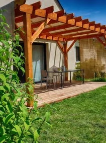 Emeric's home, peaceful & functional - Image 2