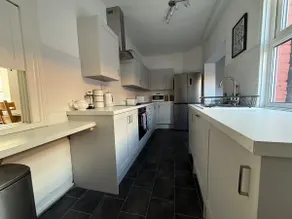 Spacious Yorkshire Coast House for Groups - Image 4