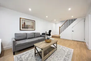 Cozy & Charming Apt For 4 | Quiet & Privacy - Image 3