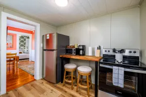 King Bed, Pet Friendly, Main Floor, Walk Downtown - Image 3