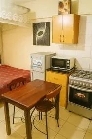 Cozy Nairobi CBD Studio | Fast WiFi & Netflix - Image 2