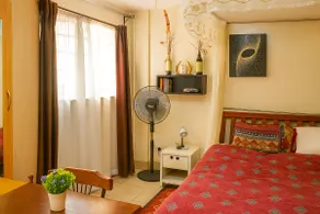 Cozy Nairobi CBD Studio | Fast WiFi & Netflix - Image 5