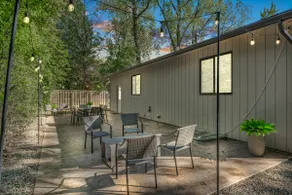 Game Room * Patio/Grill * Spacious stay by Airport - Image 2