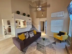 Stylish Stay - Image 2