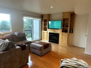 Lake Views, Wineries + Skiing - Image 2