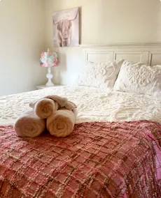 ”Pearl Place” - An Enchanting & Vintage Stay - Image 4