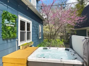 Blue Dream - Hot Tub & Sauna Surrounded by Nature - Image 2