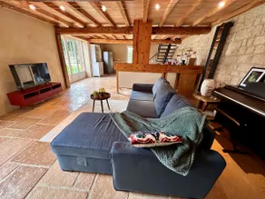 2 Beautiful outbuildings - Image 3