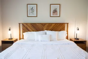 King Bed Cozy Gateaway House close to Manasota Key - Image 3