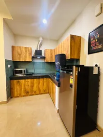 1BHK Serviced Apartment Near Fortis Hospital - Image 5
