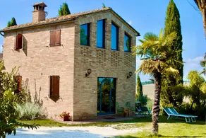 Tuscan Barn Apartment for 6 with panoramic pool - Image 3