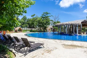 Beach+Pool Access+Near Airport+Fast WIFI+ Netflix. - Image 5